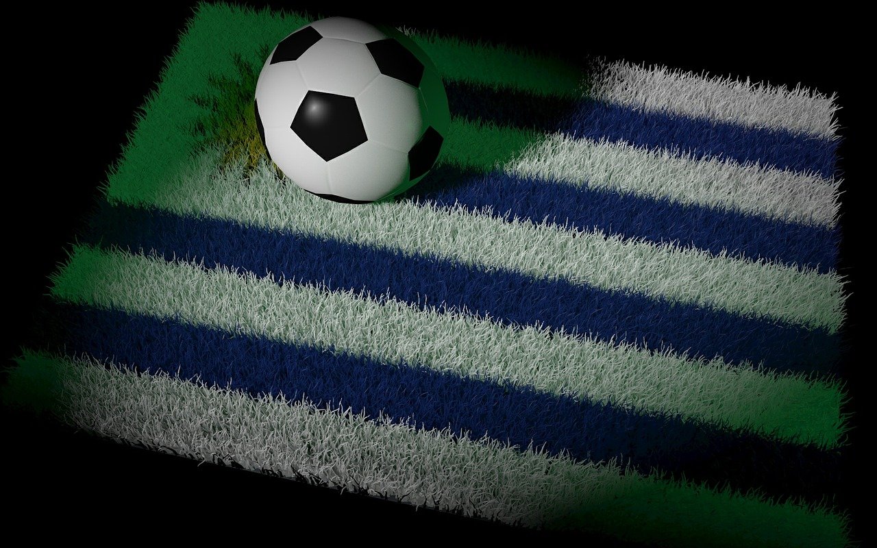 福布斯公布2024年足球运动员收入榜，梅西、C罗继续领跑，足球巨星财富再创新高