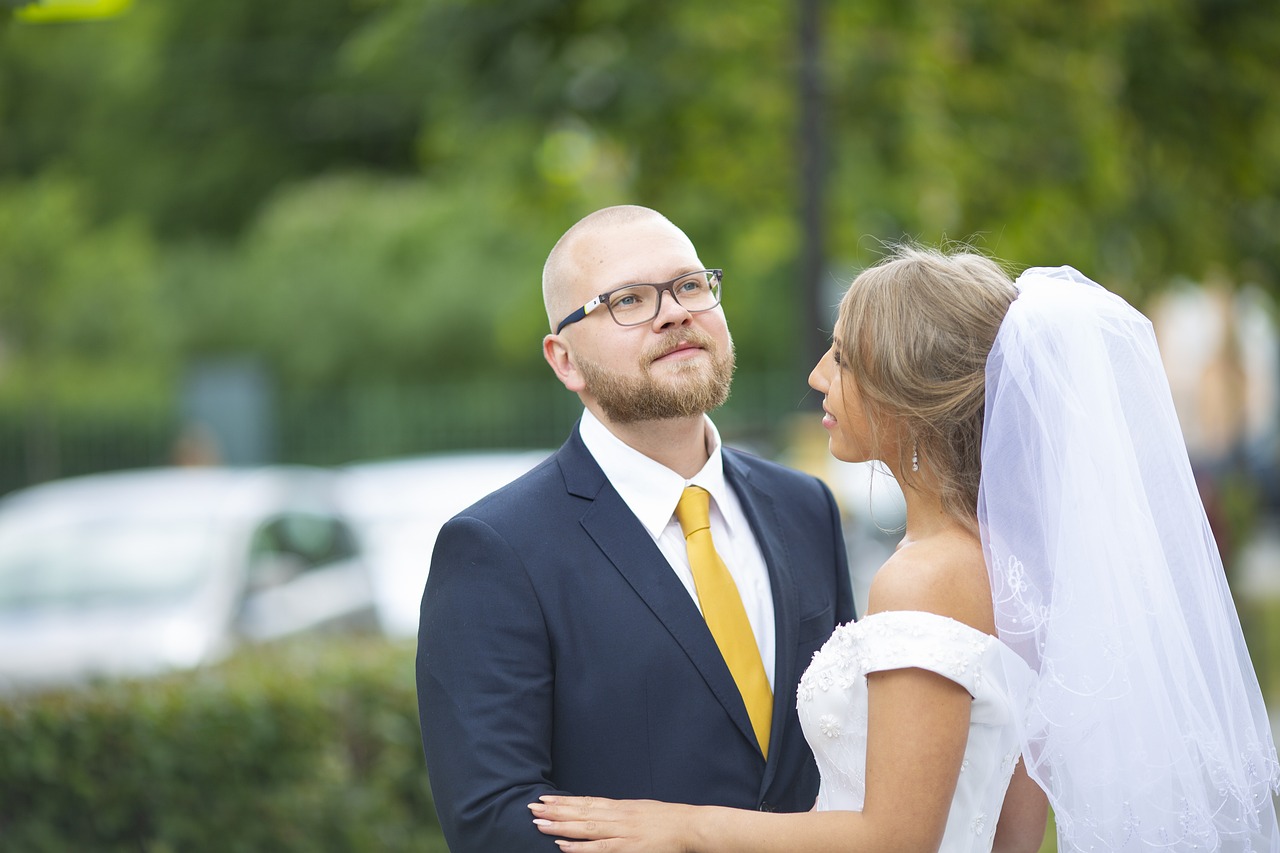 60位离婚律师共赏再见爱人，婚姻背后的法律与情感交织