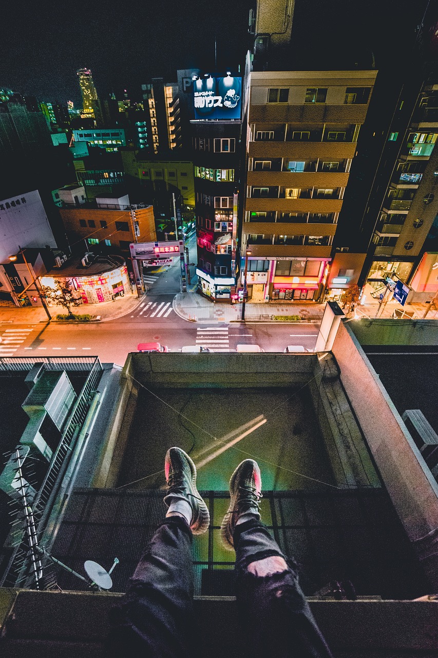 营造舒适氛围的艺术，揭秘酒店背景音乐系统的策略与魔法